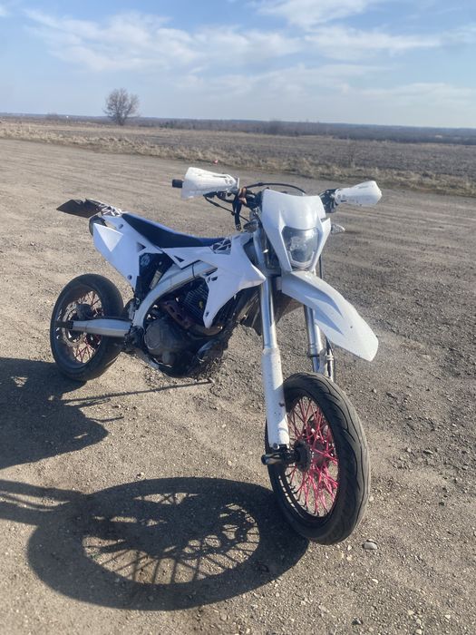 Продам мотоцикл мзк 250