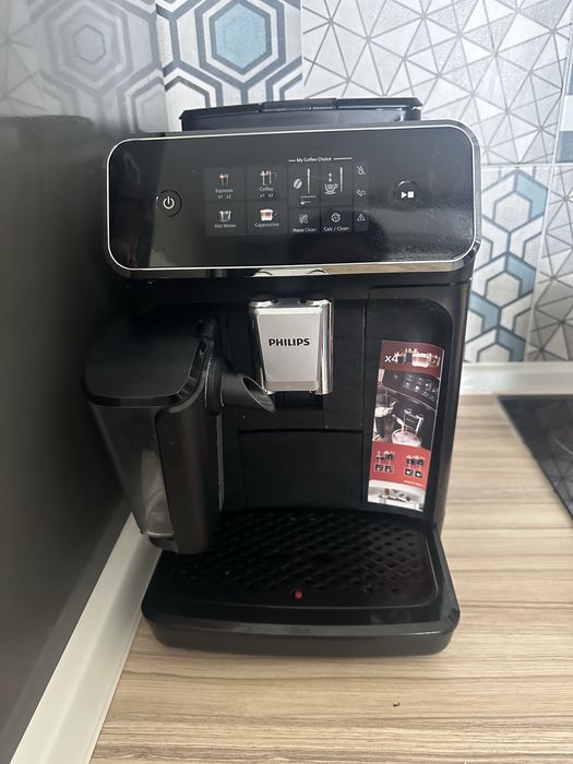 Кавомашина phillips lattego 2300