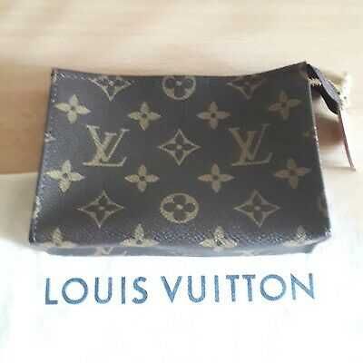 ORIGINAL Toiletry Pouch 15 Louis Vuitton - VALOR NÂO NEGOCIÁVEL