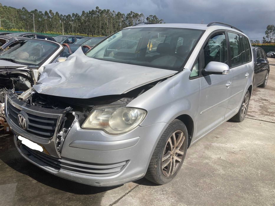 VOLKSWAGEN TOURAN 2009 gasoleo