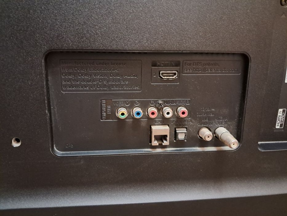 Продам телевізор LG,49 дюймів,неробоча матриця,49lg594v