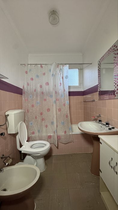 Vivenda Germinada T2 com Garagem c/ ar condicionado