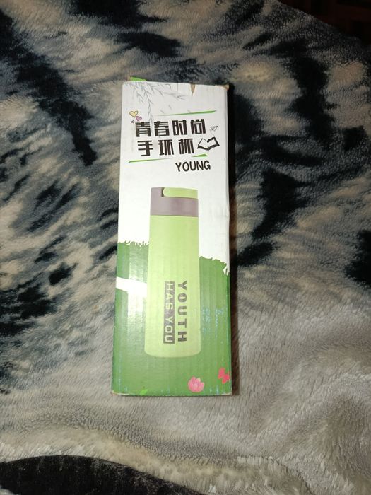 Garrafa de água de vidro