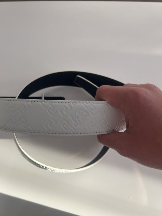 ремінь Versace..