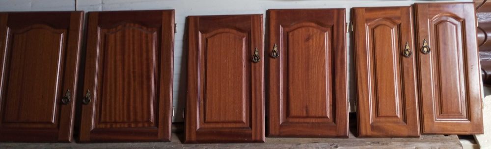 Portas de madeira para móvel e para gavetas - Em excelente estado