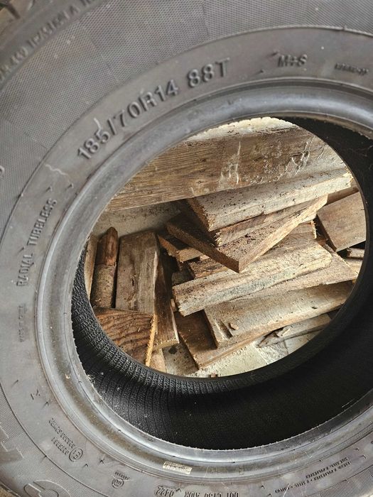 Pneus novos marca Road 5 pneus