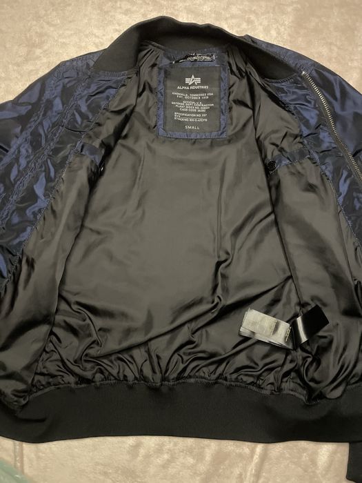 Alpha Industries бомбер