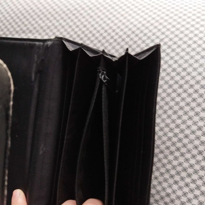 Portfel damski czarny z siwą wstawką dużo kieszonek