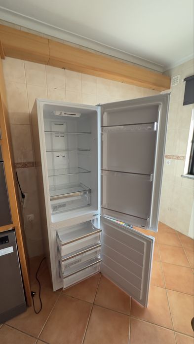 Frigorifico Combinado Midea