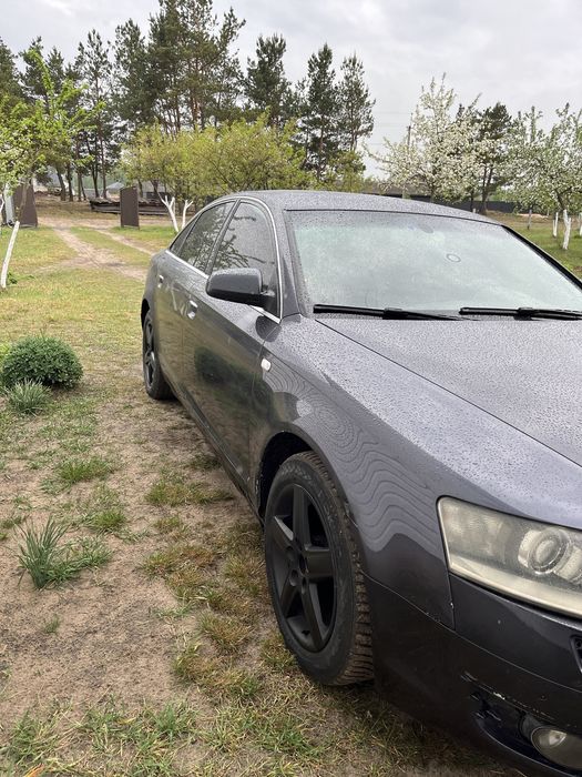 Продам Срочно Ауді а6с6 3.0  автомат
