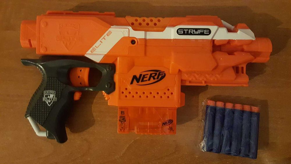 Бластер Nerf Stryfe Elite