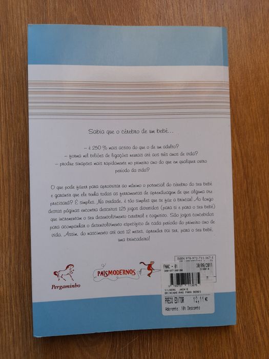 Livro " Brincadeiras para Bebés "