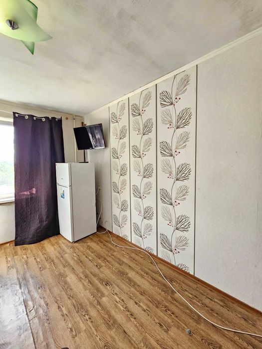 Продаж кімнати по вул. Портова,1