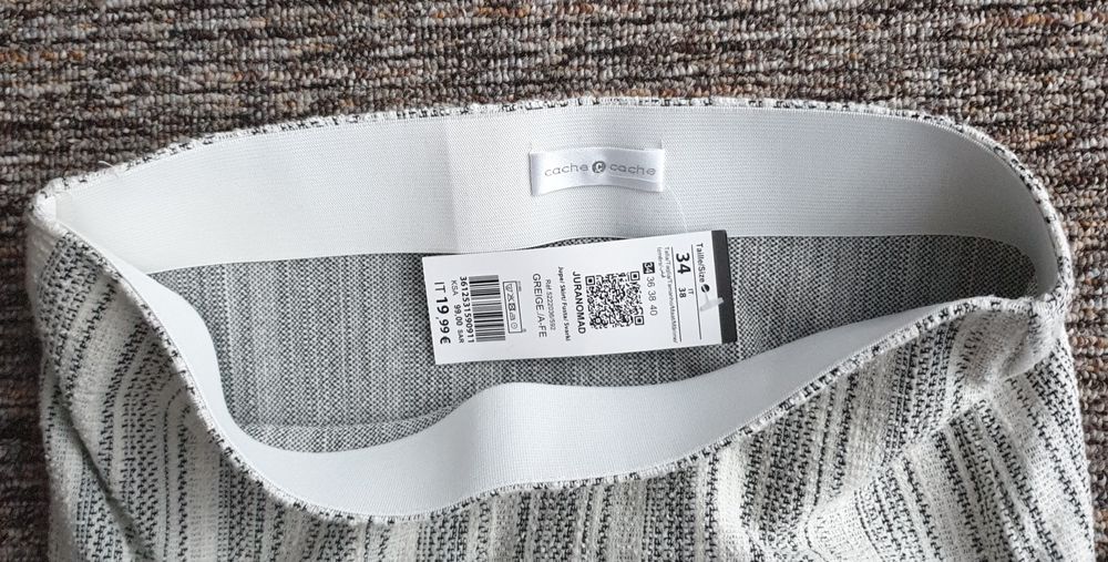 Spódniczka mini  firmy CACHE CACHE rozm.34