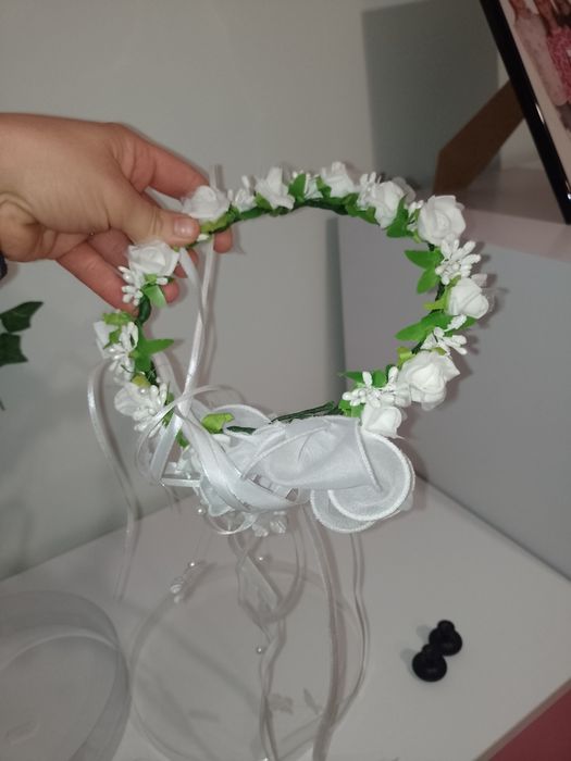 Sukienka komunijna dla szczupłej dziewczynki