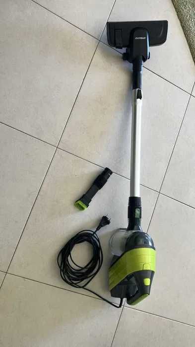 Upright Vacuum Cleaner477992422884003841