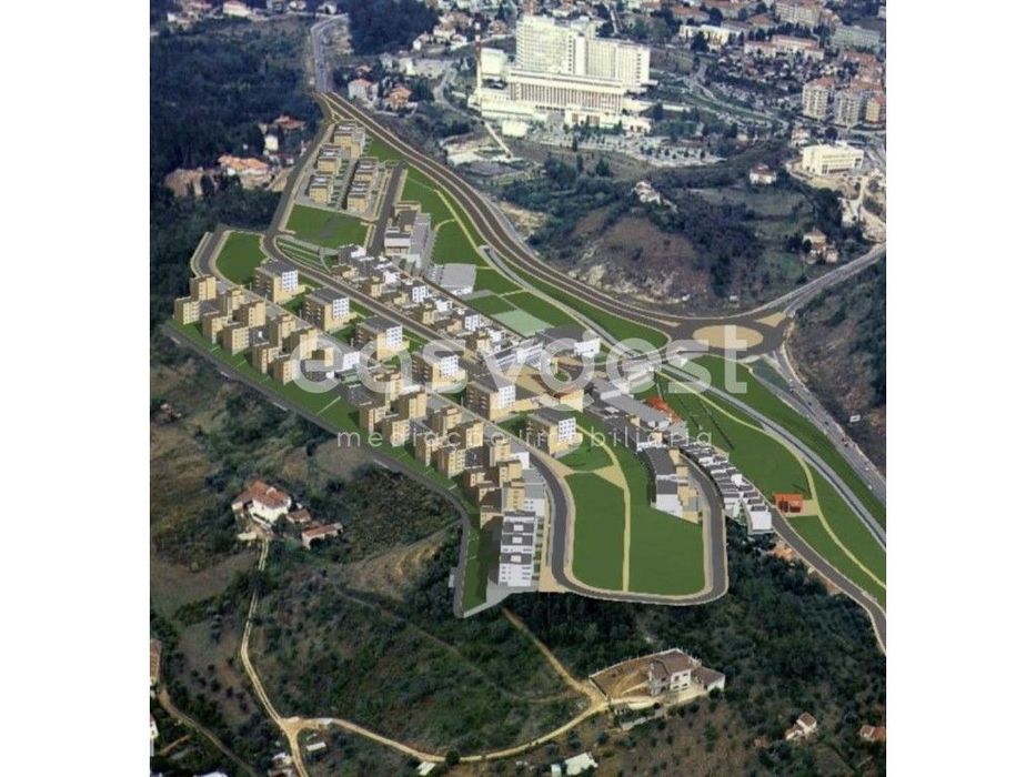 Land plot package in Coimbra with a total area of 24.35 ha.