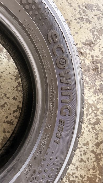 Pneus 185/65r15 Kumho Ecowing ES31 com 90% piso