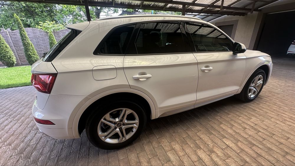 Audi Q5 2017 год