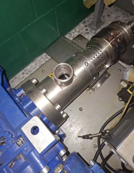 Prasa (wyciskarka) do tłoczenia oleju na zimno PS-750 używana 230V