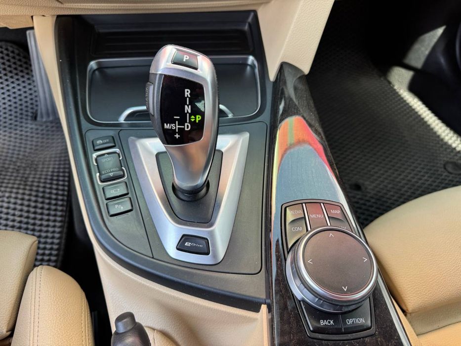 BMW F30 330е 2.0 Гібрид Car Invest Ukraine Лізинг