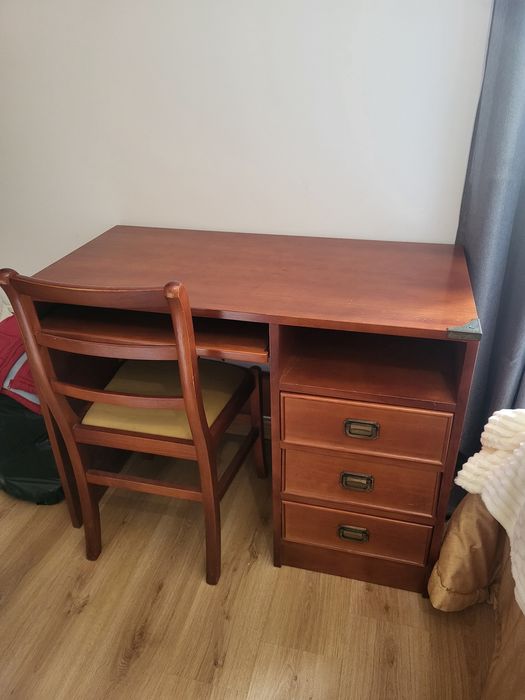 Mobilia quarto: Cama + cama no gavetão + Secretária