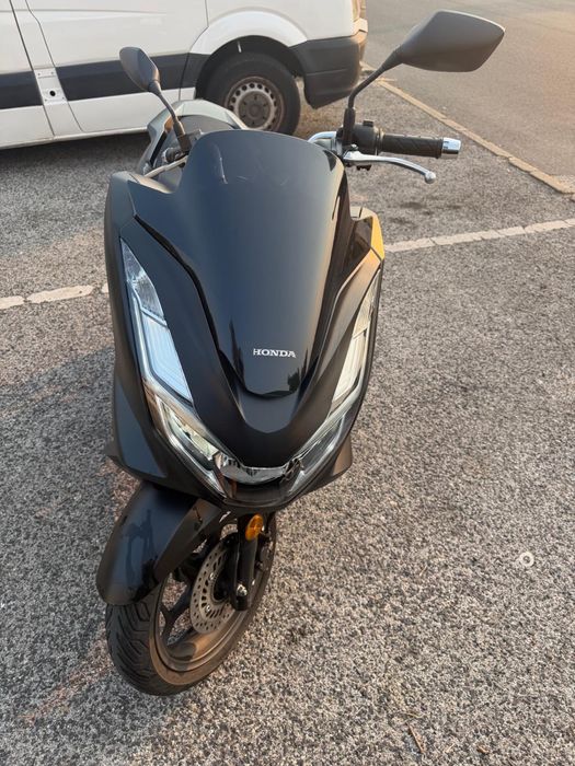 Honda PCX 125cc  2024