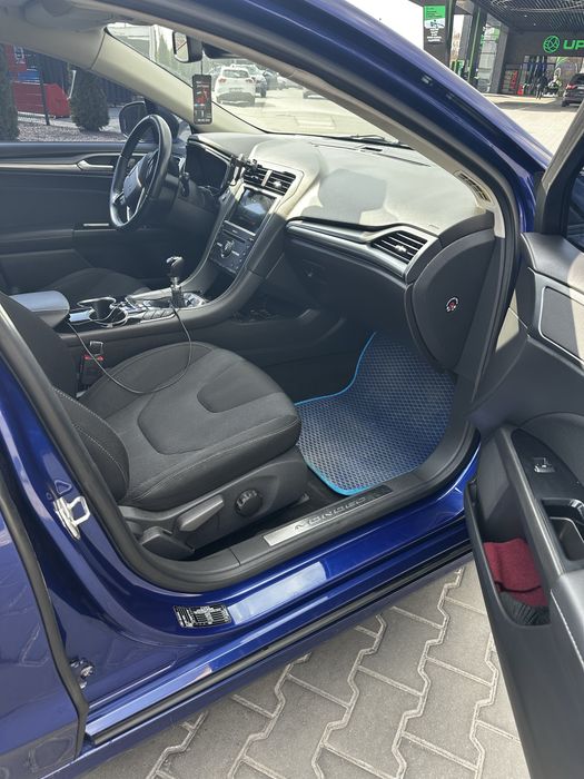 Продам Ford Mondeo 5 Titanium+