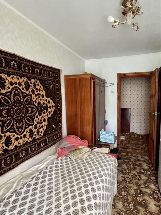 3-кімнатна квартира, вул. Лавреньова, біля ринку, 2/10, з автономкою