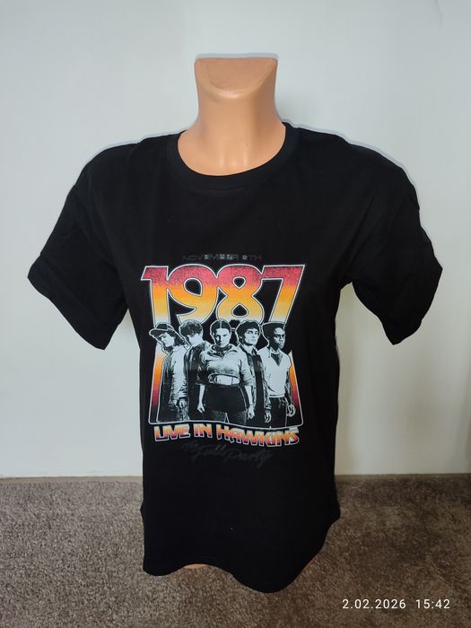 Czarny t-shirt stranger things 1987 Hopkins s