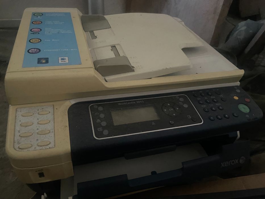 Принтер 400 грн отдаю как есть