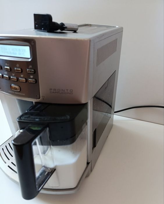 Кавомашина DeLonghi ESAM 3600.S Pronto Cappuccino