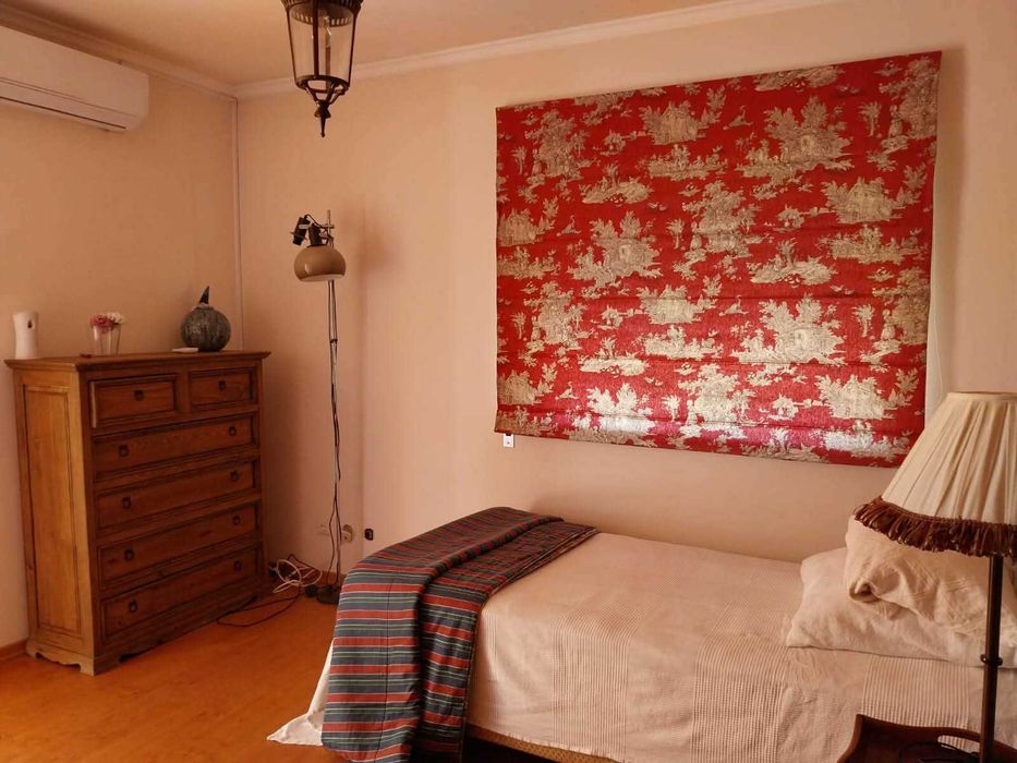 Quarto para arrendamento mensal