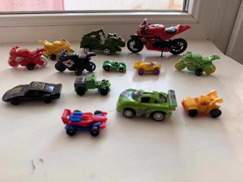 Набір машинок. Мотоцикли