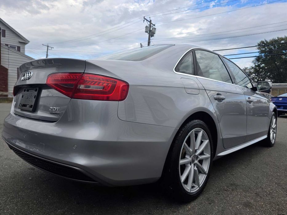 Audi A4      2015