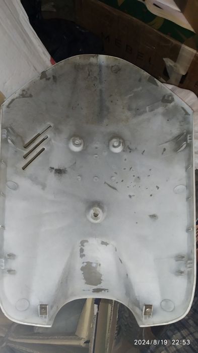 Клюв, сидение, кресло Suzuki sepia AF50MS