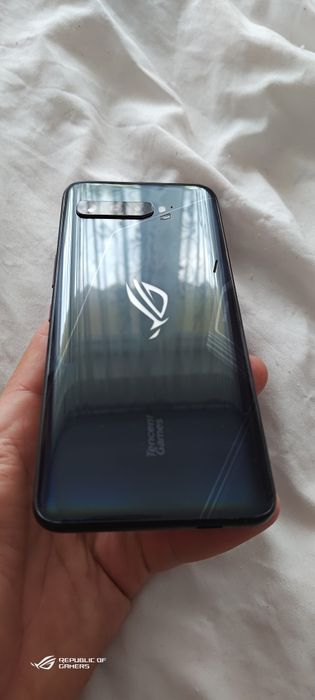 T*f様 ASUS ROG Phone3 512gb訳あり asus-rog-phone-3-zs661ks-