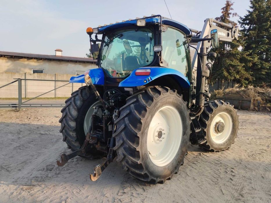Ciągnik New Holland T6010