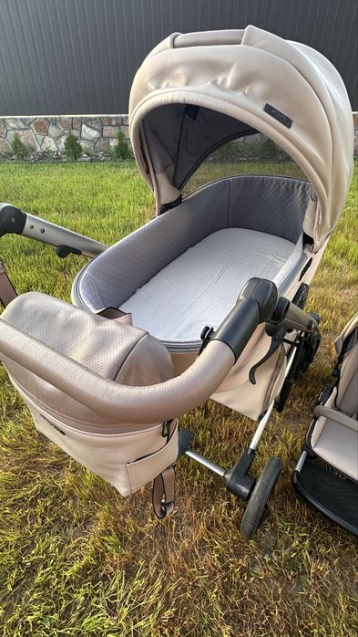 Продам коляску 3 в 1 Anex