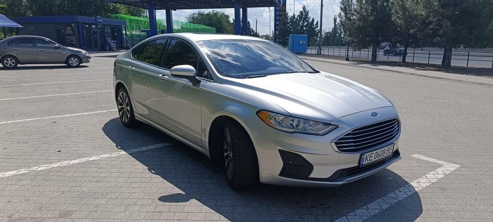 Ford Fusion 2019 VIN 3FA6P0T98KR254113 фото оголошення 4 з 10