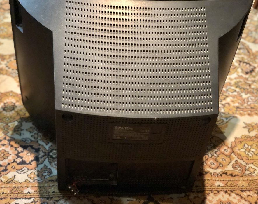 Телевізор Grundig ST 63-702