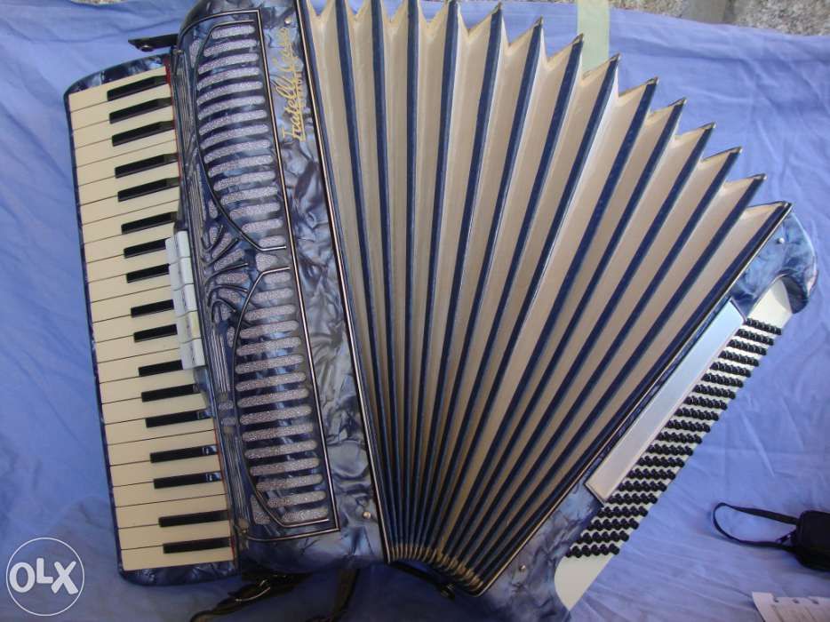 Acordeão Fratelli Crosio Stradela 3 Voz, Promoçao N. 123