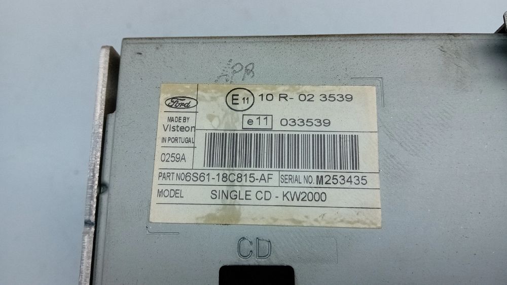 Rádio / auto-rádio FORD Fiesta V Van