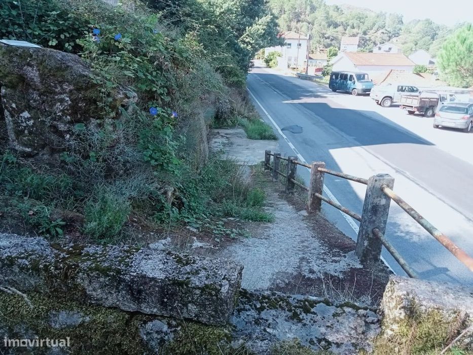 Moradia em Pedra de 1917 para Restauro | Lindoso, Ponte da Barca
