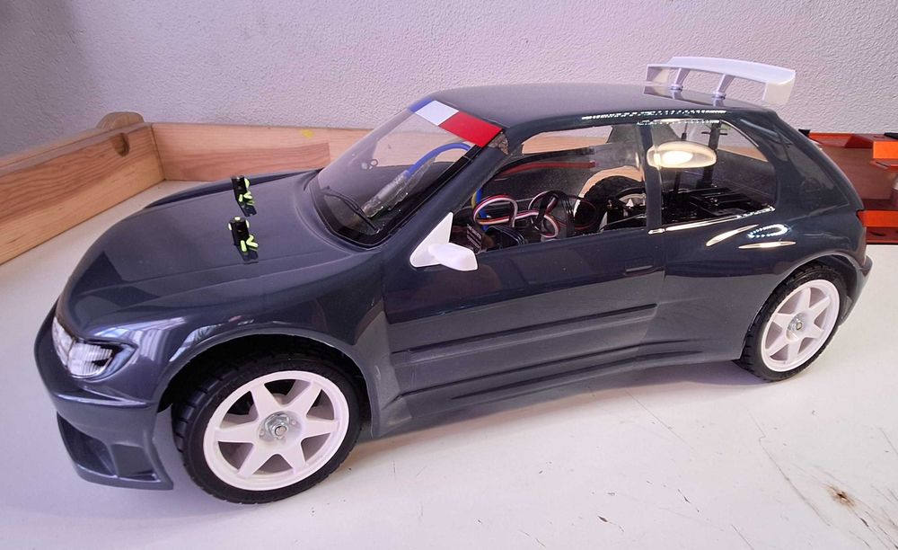 Tamiya BT-01 Peugeot 306 Maxi 1:10