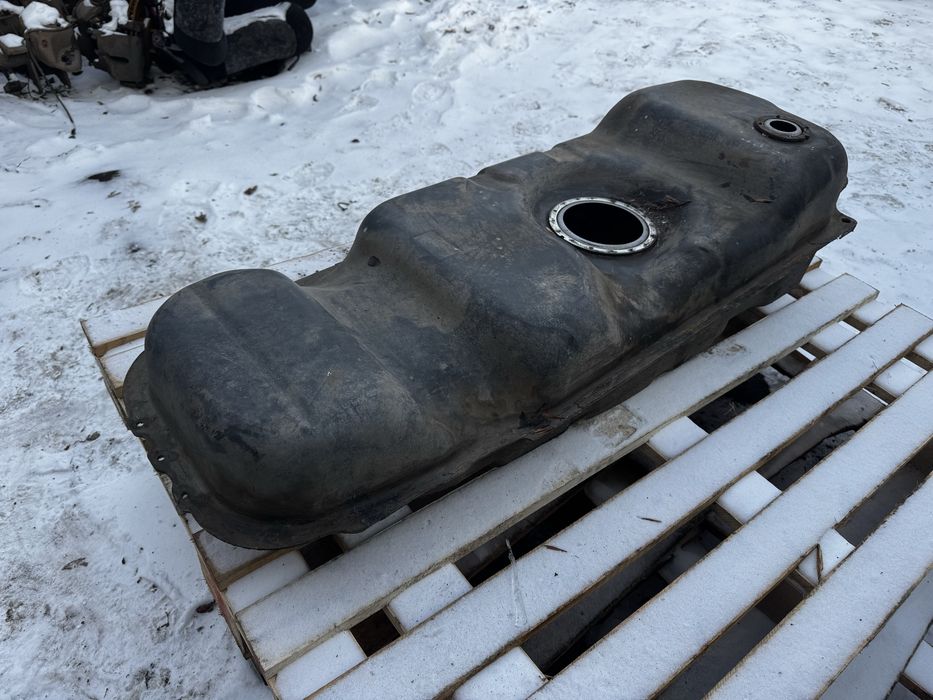 Паливний бак сангйонг рекстон SsangYong Rexton