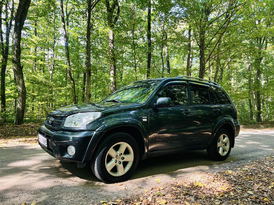 Продам Toyota RAV4