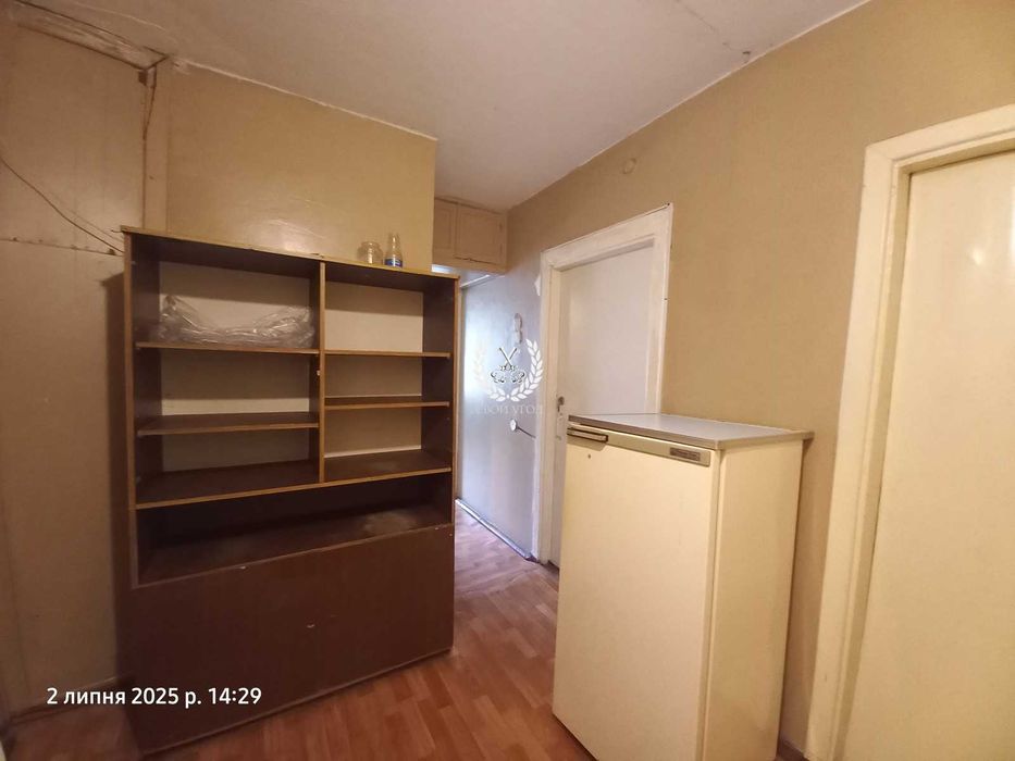 Продам кімнату 17м2  в комунальній квартирі(Чернігів)