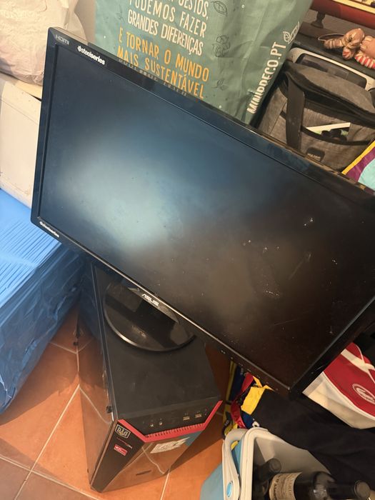 Pc e monitor gaming