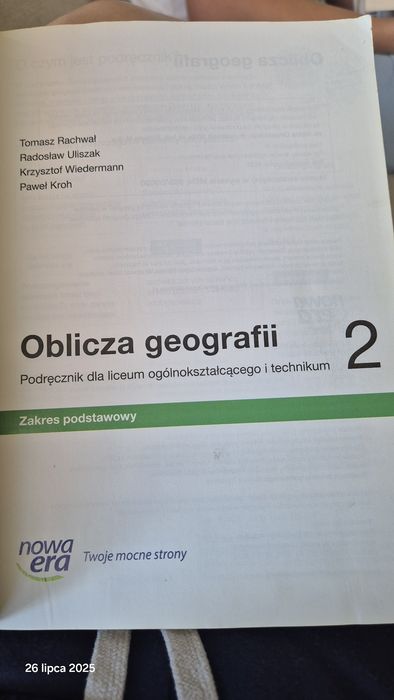 Podrecznik oblicza geografii 2